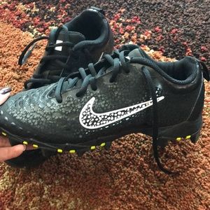 Women’s softball cleats size 7.5